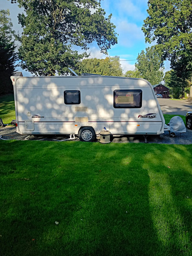 Berth bailey pageant monarch - 2,