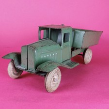 TRI-ANG TIN PLATE TIPPER TRUCK