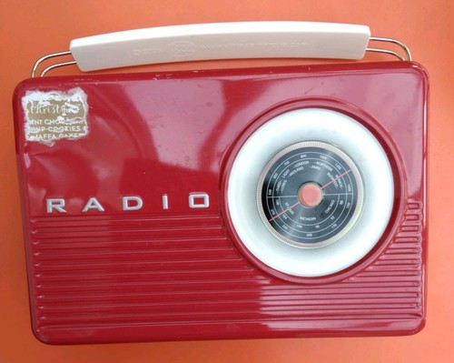 Vintage retro 1950s - retro, tin