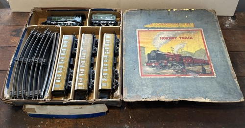 Hornby gauge scarbough - hornby,