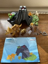 Playmobil 4170 - incomplete set - dinosaur  volcano - figures & accessories