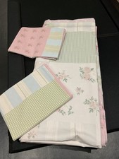 BHS King Size Duvet Cover with matching pillow cases