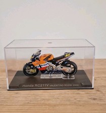 Deagostini  1/24 Honda RC211V Valentino Rossi 2002 Motorcycle