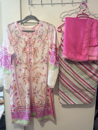 Women pink floral salwar - pink,