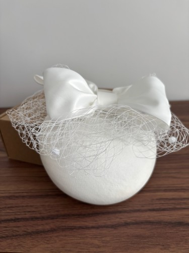 Beautiful white cream pillbox - white/cream,