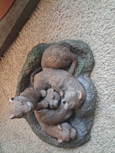 Baby otter cast figurine - baby,