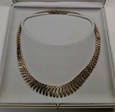 Cleopatra 9ct Gold 16"/40cm Wave Drop Necklace 18.2g Vintage Fine Jewelery