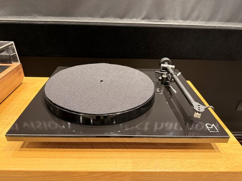 Rega planar turntable - rega, black