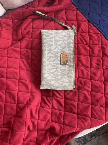 Michael kors wristlet - kors,