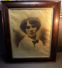 Edwardian 20"x24" Oak Framed