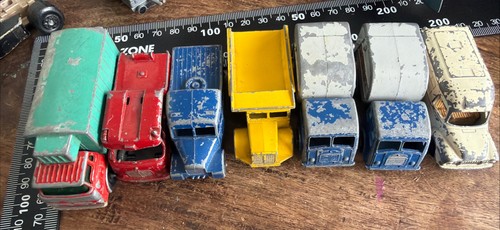 Job lot vintage matchbox - 6,