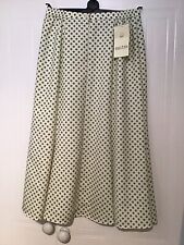 Eastex Size 10 White/green