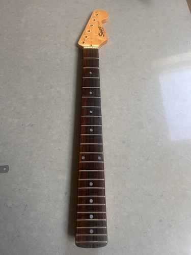 Fender squier stratocaster - squier,