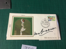 785 - Autograph of Don Donald Bradman cricket - signed Benham silk  FDC 1989
