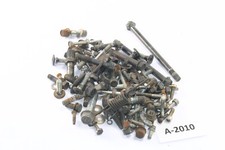 Kawasaki GPZ 305 EX305A year