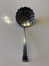 Silver Clam Shaped Strainer