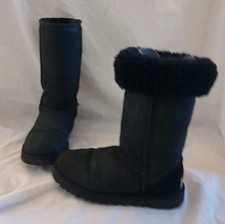 UGG AUSTRALIA Black  Classic Tall Suede Boots. UK Sz 3.5. Hardly worn.