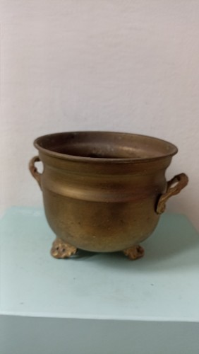 Vintage brass jardinière - vintage,