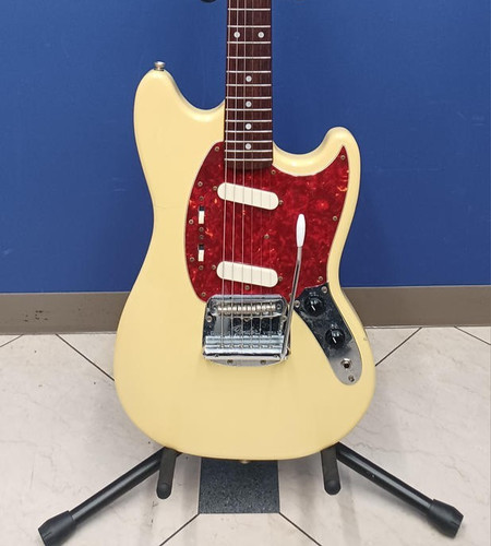 Fender japan mg69 mustang - mg69,