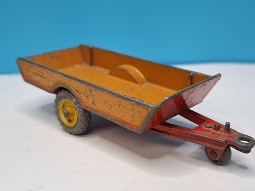 Dinky 27b halesowen farm - dinky,