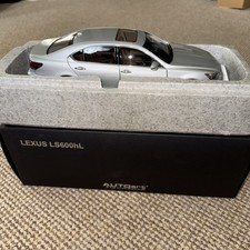 1/18 AUTOart 78841 Lexus