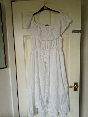 White cotton broderie anglais - cotton,