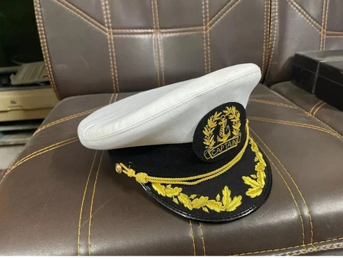 Captain sailor yacht commander - captain,