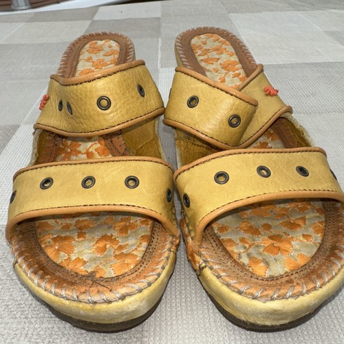 The art company mustard slip - art,