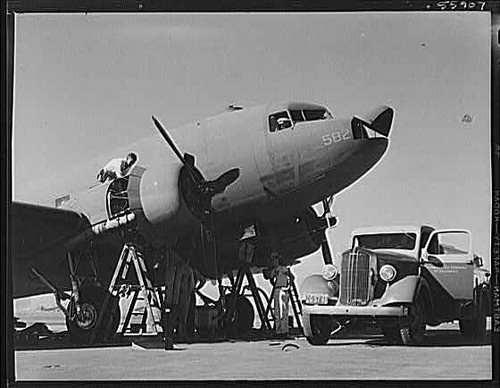 Douglas airplane ground - douglas,