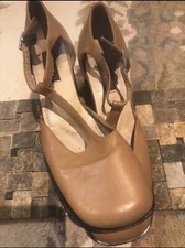 Ladies Tan Mary Jane block