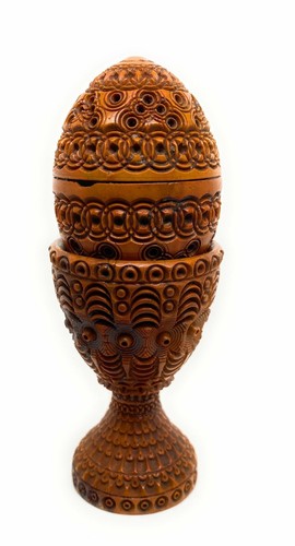 Victorian carved nut with - a,