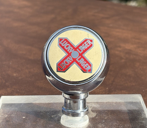 Old vintage lucky lager - lager, x