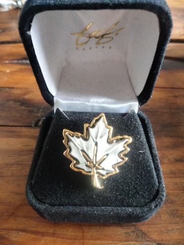 Vintage faf designs maple leaf - faf,