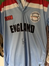IAN BOTHAM SIGNED ENGLAND 1992