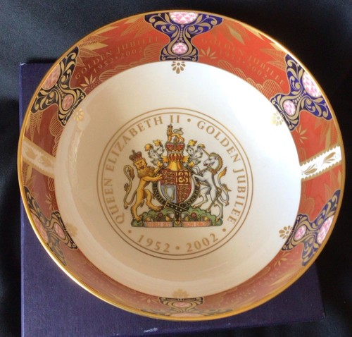 Royal worcester queen - royal,