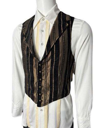 Shrine gothic aristocrat - gothic,