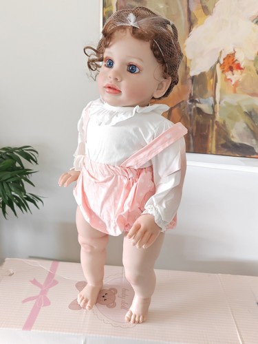 65cm realistic reborn toddler - 65cm,