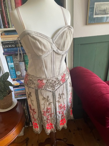 Karen millen special - millen,