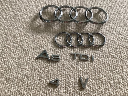 Genuine audi front - front, grille