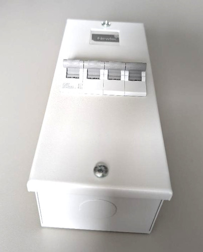 Amp pole mains - amp, 4