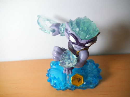 Freeze blade skylanders swap - freeze,