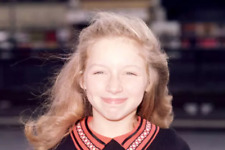 Scottish singer Lena Zavaroni poses in London September 24 1975 4x6 Photo