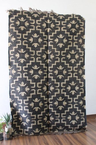 Kilim rug teraditional - rug,