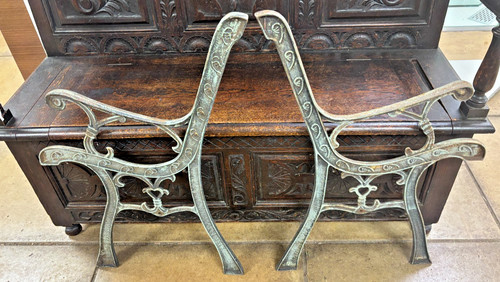 Pair vintage metal - pair,