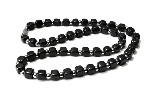 Shungite necklace 6mm cubic - shungite, 6mm.