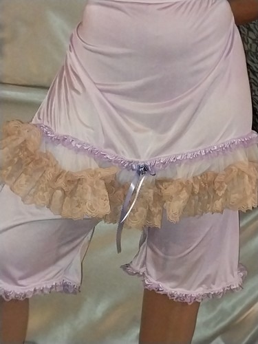 Vtg nylon silky shabby - vtg,