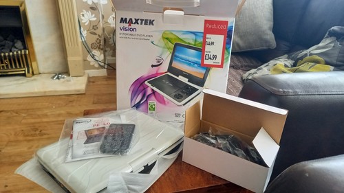 Maxtek portable dvd - maxtek,