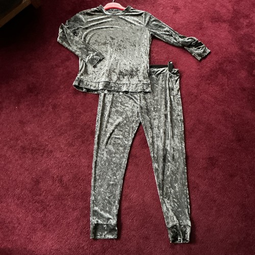 Silver grey crushed velvet - grey,