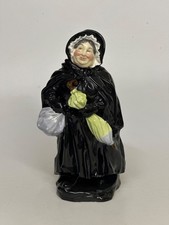Royal Doulton  Sairey Gamp  HN 558 VERY RARE PRE  WWII  Issued 1923 - 1939