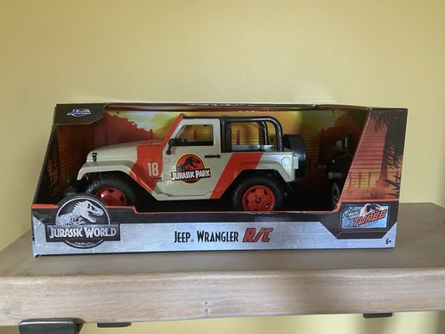 Jurassic park world - world, jeep